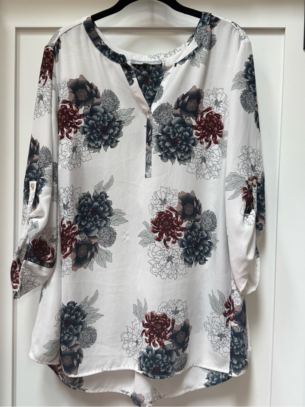 Daniel Rainn Koda Split Neck Blouse Off-White Floral
